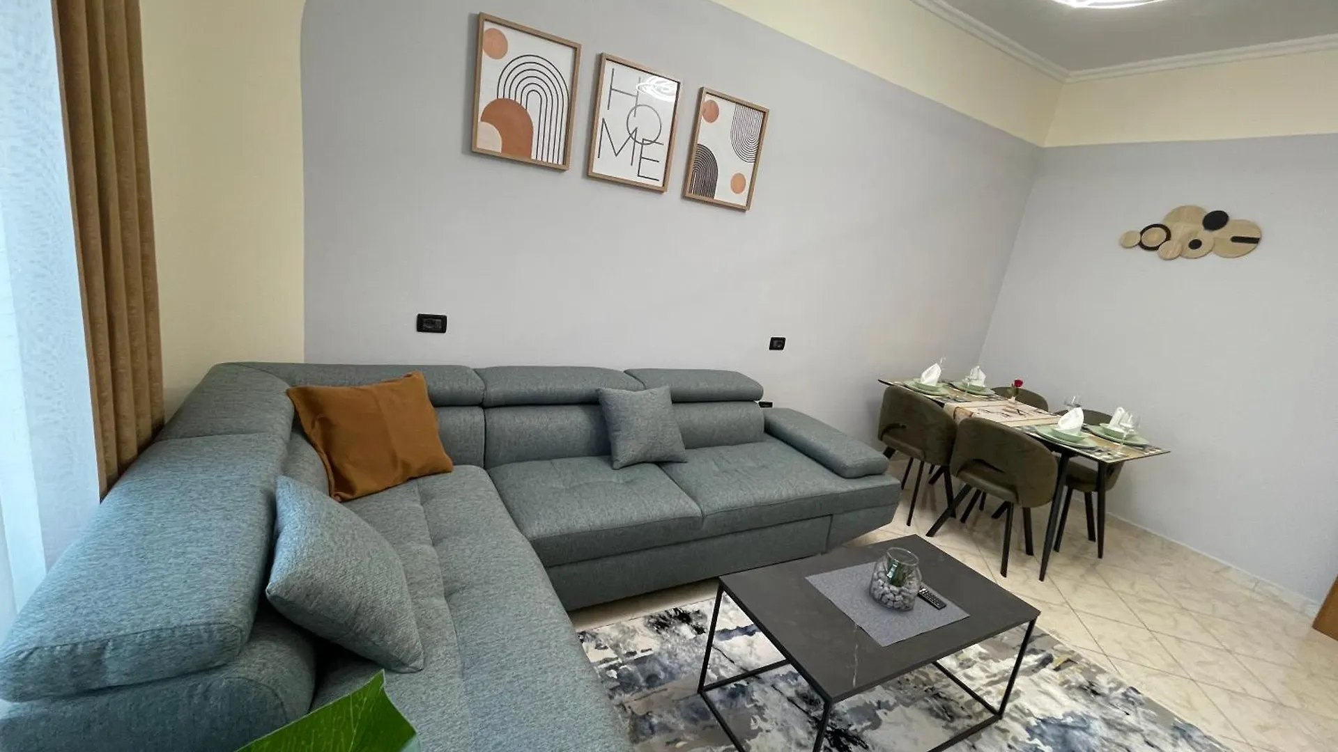 Rene'S Apartments Durrës Albanië